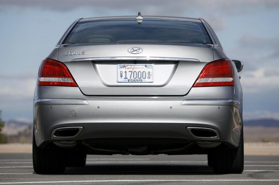  Hyundai Equus 2012 года  (фото 5 из 41)